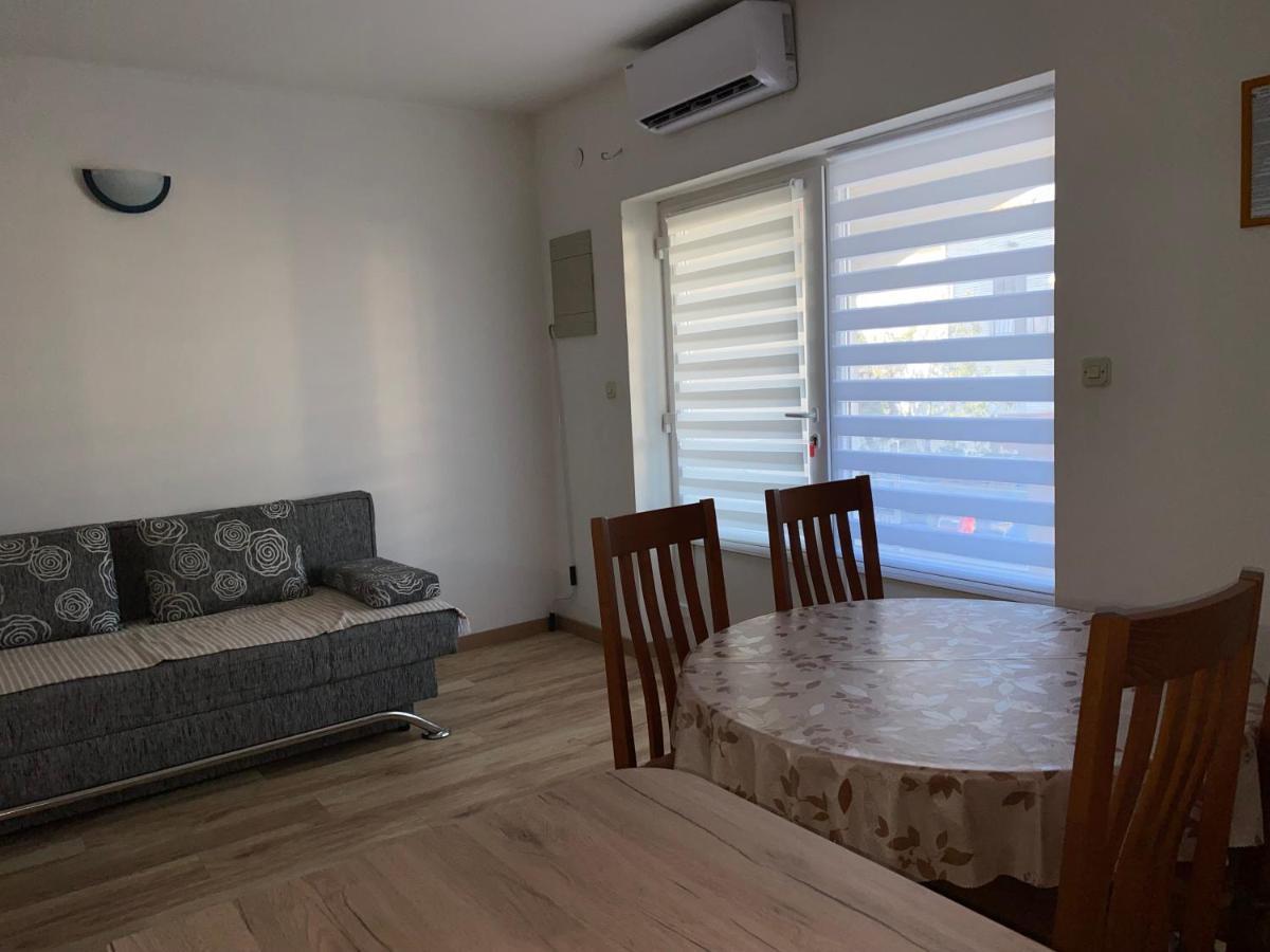 Apartmani Vera Primošten Exterior foto